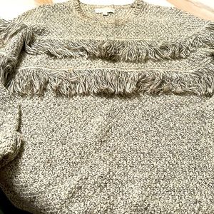 Marled stylish fringed sweater